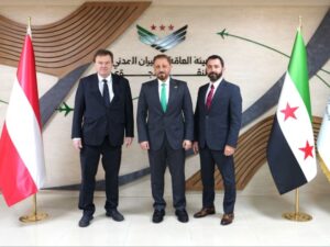 رئيس الطيران المدني يبحث مع القائم بأعمال السفارة النمساوية تطوير التعاون الجوي