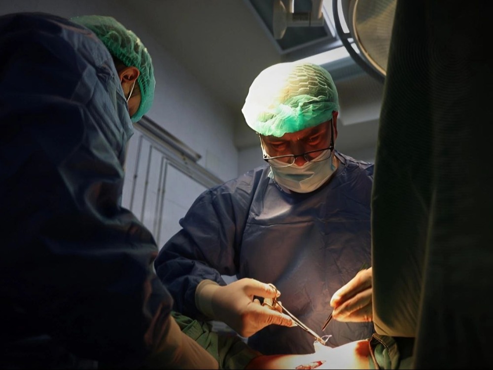 انطلاق المرحلة الأولى من عمليات جراحة الفستولا لمرضى غسيل الكلية مجاناً في دمشق