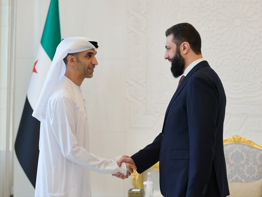 الرئيس الشرع يستقبل وفداً إماراتياً رفيع المستوى في قصر الشعب بدمشق