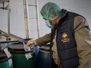 التجارة الداخلية تنظم 312 ضبطاً تموينياً بحق فعاليات تجارية مخالفة في ريف دمشق