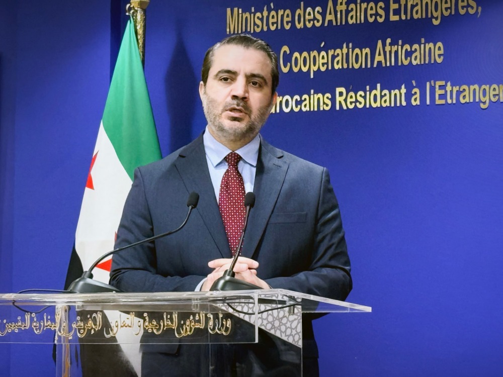 وزير الخارجية والمغتربين يصل إلى الرباط ويفتتح السفارة السورية في المملكة المغربية