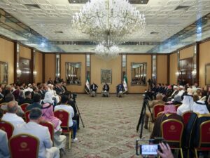 الرئيس الشرع يلتقي عدداً من وجهاء وأعيان حلب للتهنئة بمناسبة عيد الأضحى
