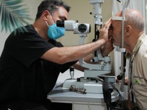 مشروع طبي مشترك لعلاج أكثر من خمسين حاجاً سورياً من الساد العيني