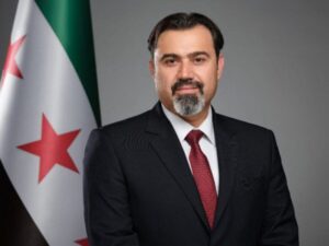 وزير التربية: سيتم استبدال بطاقات الطلاب بين ضفتي نهر الفرات لتسهيل العملية الامتحانية