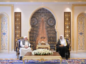 وزير الأوقاف يبحث مع الأمين العام لرابطة العالم الإسلامي التعاون المشترك