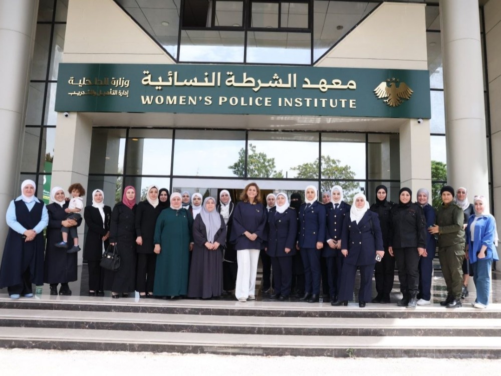 وزيرة الشؤون الاجتماعية تبحث مع الشرطة النسائية آفاق التعاون وتطوير البرامج التدريبية