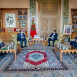 المغرب يخصص 100 منحة دراسية للطلبة السوريين ويعلن استعداده لنقل تجربته التنموية