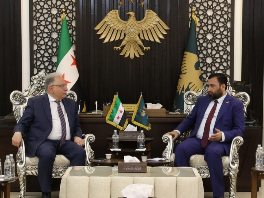 رئيس الرقابة والتفتيش يبحث مع وزير المالية سبل تعزيز التعاون في العمل الرقابي