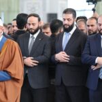 الرئيس الشرع يؤدي صلاة العيد في مسجد عبد الله بن عباس بحلب