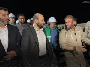 وزير الطاقة يجري متابعة ميدانية لتطورات فيضان الفرات في دير الزور
