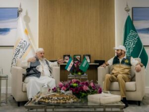 وزير الأوقاف يبحث في مكة مع نظيره السعودي تعزيز خدمات الحجاج السوريين