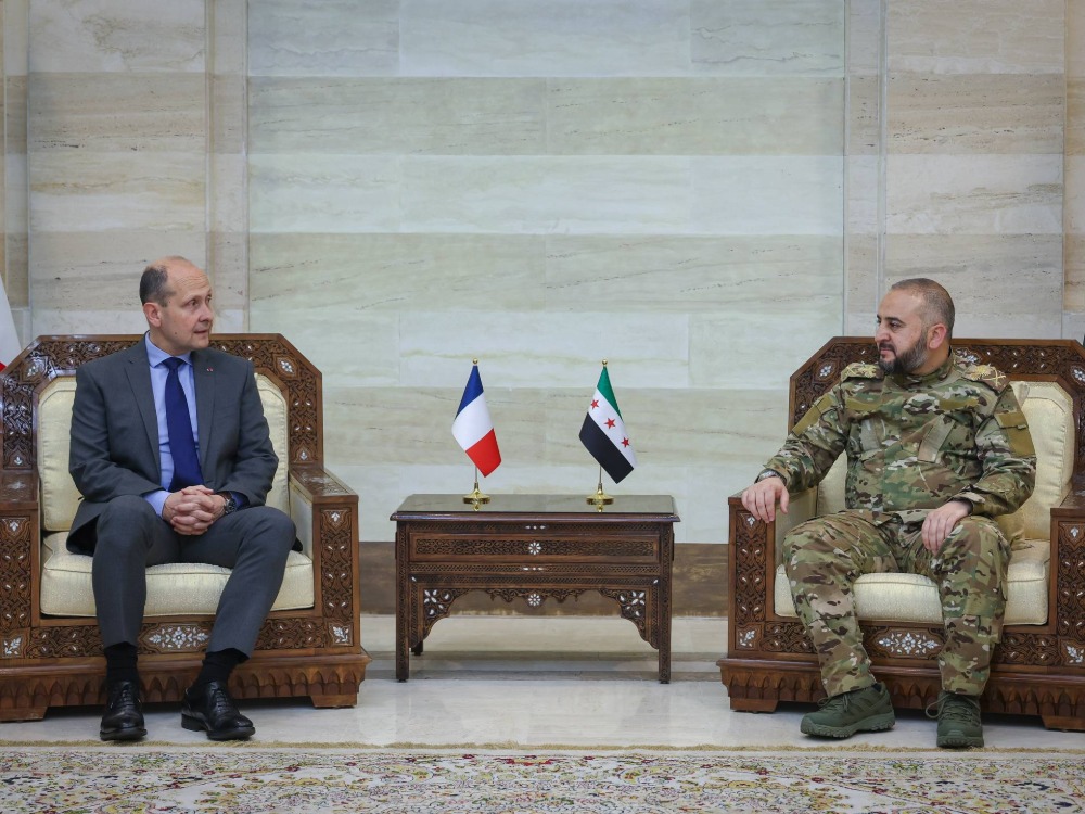 وزير الدفاع يستقبل رئيس أركان الرئاسة الفرنسية في دمشق