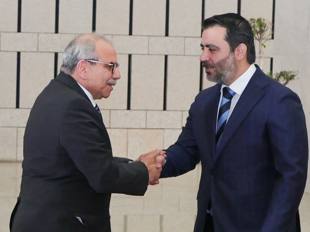 لبحث تعزيز التعاون.. الشيباني يتلقى اتصالا من رئيس الوزراء اللبناني