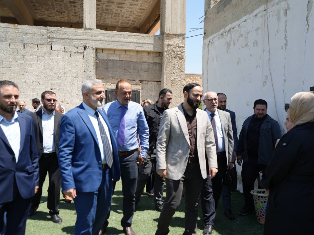محافظ حلب يتفقد مستشفى ابن خلدون للأمراض النفسية وعلاج الإدمان
