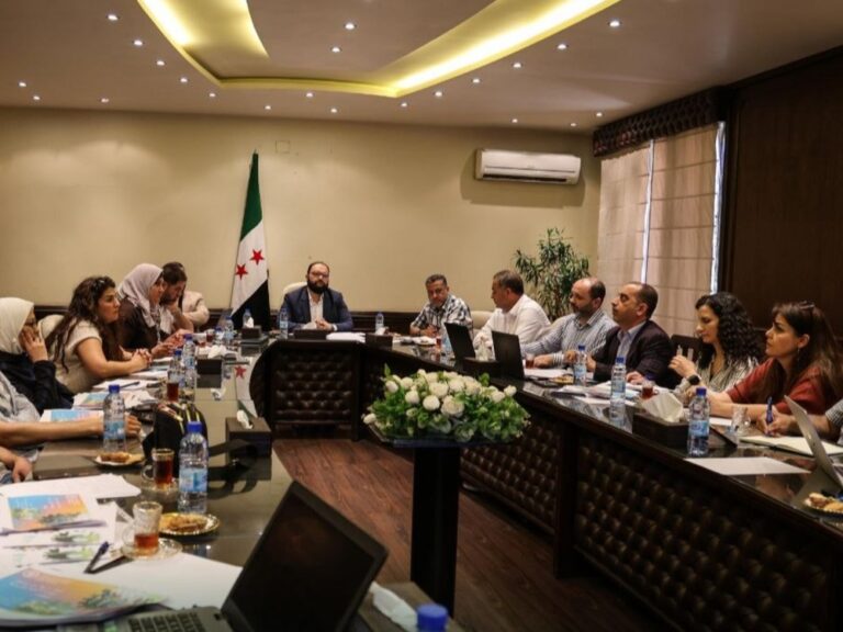 وزارة الإدارة المحلية تبحث مع الفاو الخطة الوطنية لإدارة الجفاف