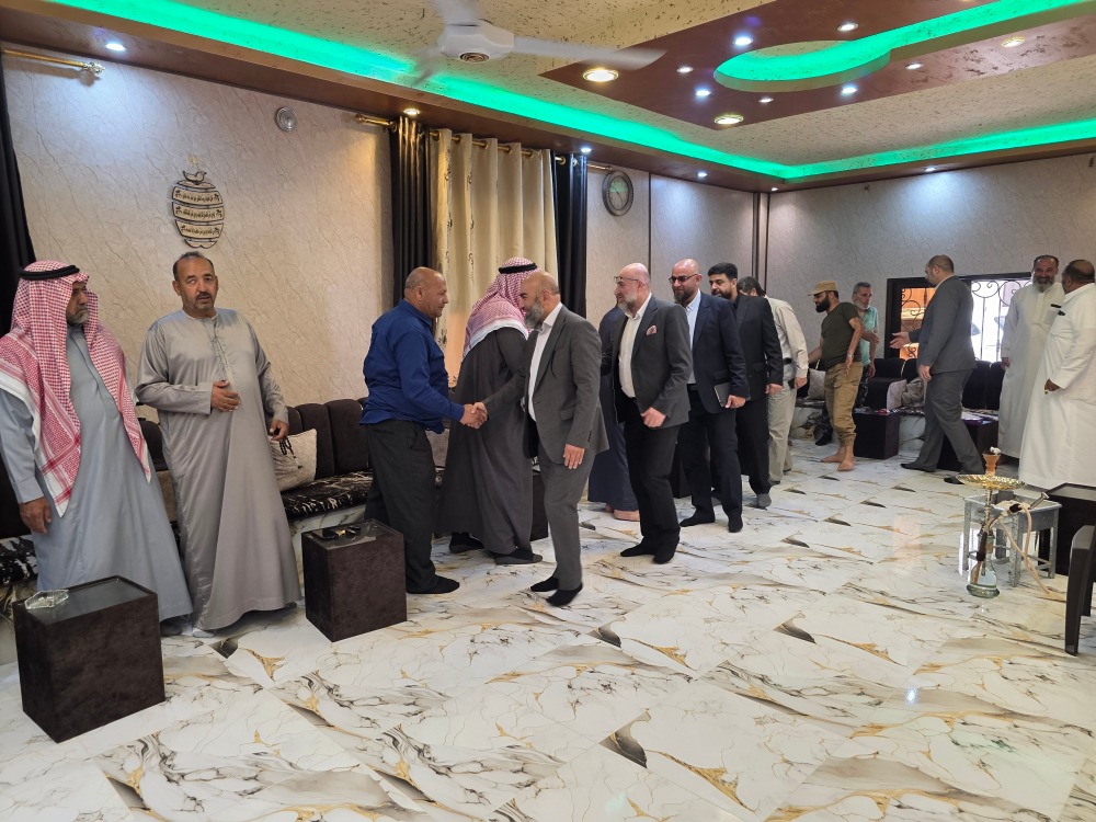وفد من محافظة درعا يلتقي أهالي الشيخ مسكين للاستماع إلى مطالبهم