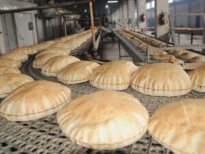 وزارة الاقتصاد تخفض عدد الأرغفة في ربطة الخبز مع الحفاظ على وزنها سعرها