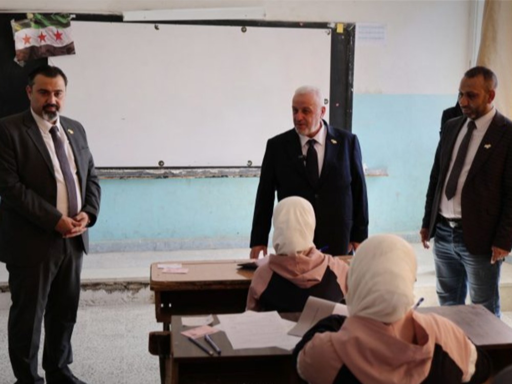 وزيرا التربية والأوقاف يتفقدان امتحانات الشهادة الإعدادية الشرعية في مراكز دمشق
