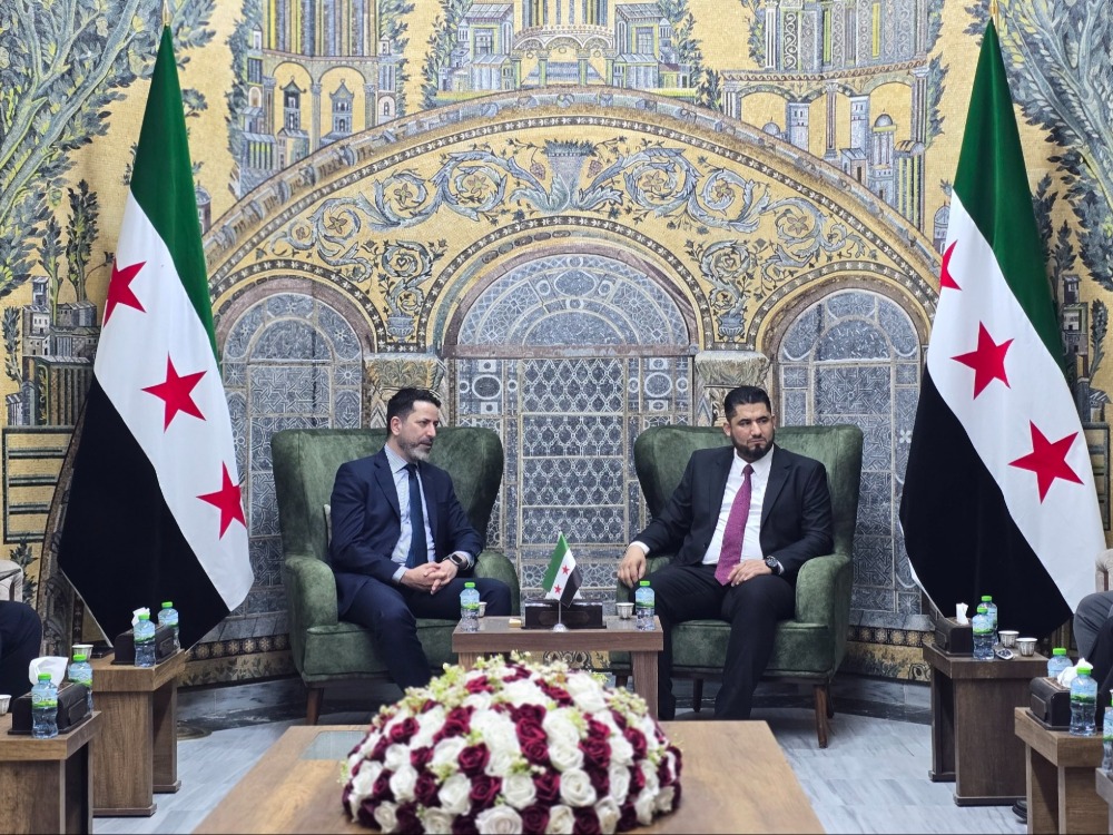 حاكم المصرف المركزي يزور إدلب ويبحث مع المحافظ سبل تعزيز الق