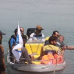 فرق الدفاع المدني تستكمل البحث عن شاب فُقد أثناء السباحة في الفرات بدير الزور