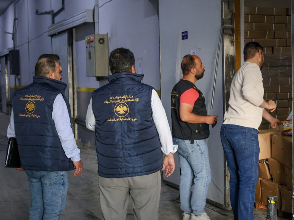 التجارة الداخلية تنظم 252 ضبطاً تموينياً بحق فعاليات تجارية مخالفة في ريف دمشق