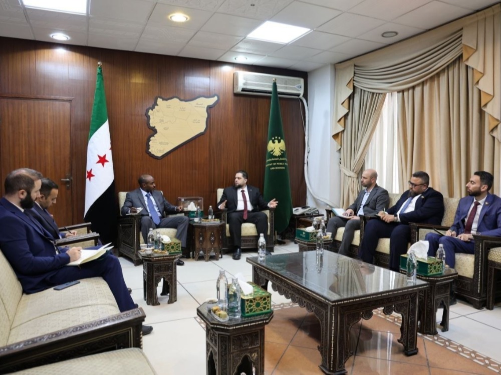 وزير الإسكان يبحث مع منظمة الهجرة الدولية التعافي المبكر وإعادة تأهيل المناطق المتضررة
