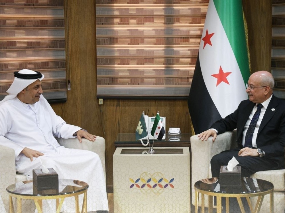 وزير النقل يبحث مع وفد إماراتي آفاق التعاون والمشاريع المستقبلية