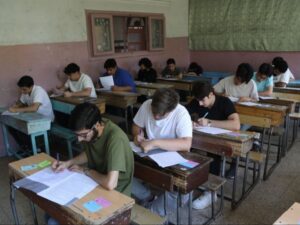 وزارة التربية تعلن انتهاء امتحانات الشهادات العامة للتعليم الأساسي والثانوي - الفرع الأدبي
