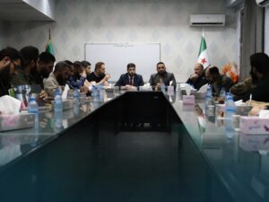 الأمن الداخلي يعقد اجتماعاً تنسيقياً لبحث الأوضاع الخدمية والأمنية لطلاب السويداء