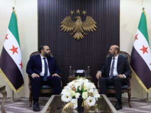 وزير الإعلام يبحث مع محافظ الرقة تنظيم العمل الإعلامي