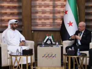 وزير النقل يبحث مع السفير الإماراتي تعزيز التعاون ودعم مجالات الطرق والسكك الحديدية