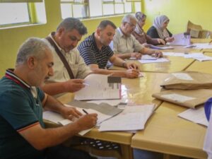 وزارة التربية تعلن انطلاق تصحيح أوراق امتحانات الشهادات العامة