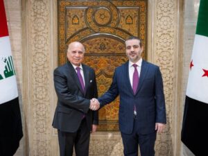 وزير الخارجية يبحث مع نظيره العراقي توطيد التعاون المشترك