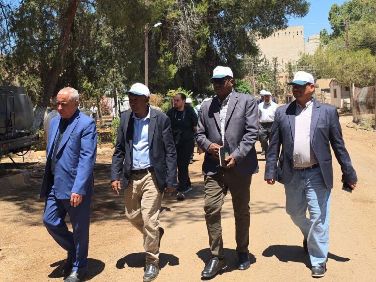 وفد سوداني يزور مركز أكساد في درعا للاطلاع على بحوث تطوير محاصيل الحبوب