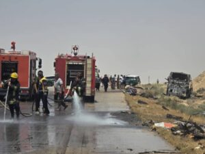 قتلى ومصابون في حادث اصطدام حافلتي نقل ركاب على طريق دير الزور-دمشق