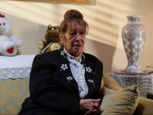المباحث الجنائية تكشف ملابسات سرقة منزل الفنانة "منى واصف"