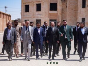 معاون وزير النقل يفتتح مديرية النقل في دير الزور بعد إعادة تأهيلها