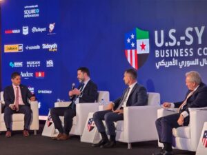 حاكم المركزي: المصرف يتّبع سياسة نقدية جديدة لضبط سعر الصرف بالتنسيق مع المالية