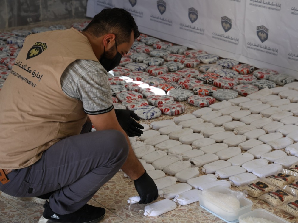 مكافحة المخدرات تحبط عملية تهريب شحنة في ريف دمشق قادمة من لبنان
