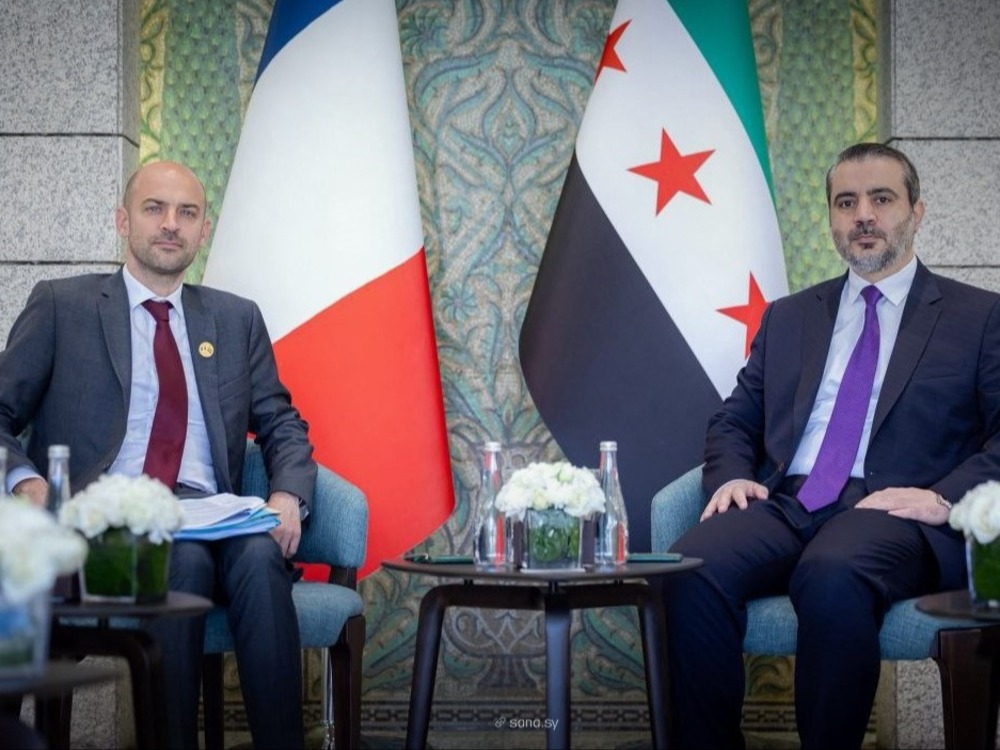 الشيباني ونظيره الفرنسي يوقعان إعلان نوايا بشأن أموال نهبها رفعت الأسد