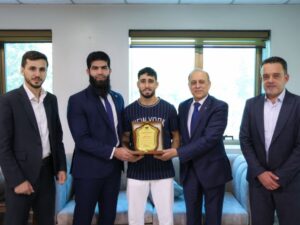 وزارة الرياضة تكرم شادي قباني بعد تأهله التاريخي لنصف نهائي "PFL MENA"