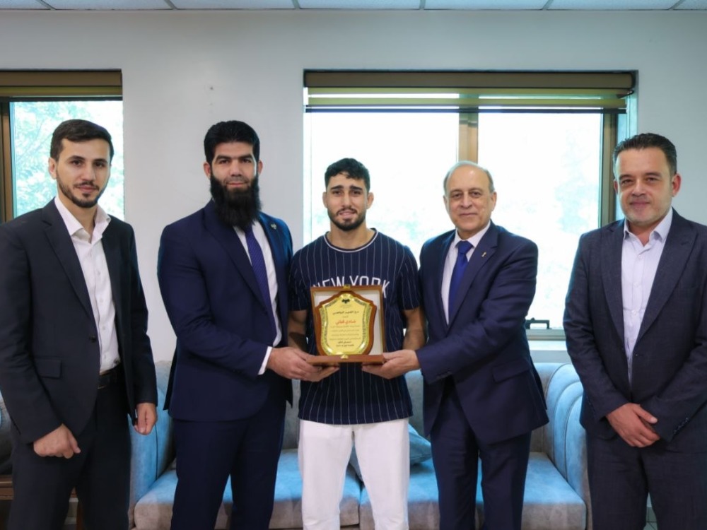 وزارة الرياضة تكرم شادي قباني بعد تأهله التاريخي لنصف نهائي "PFL MENA"