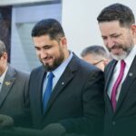 حاكم مصرف سوريا المركزي يفتتح فرع المصرف في إدلب