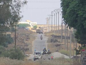 على مرأى الأندوف.. الاحتلال الإسرائيلي ينصب حاجزاً في محيط صيدا الجولان بالقنيطرة