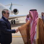 الشيباني يصل إلى الرياض لإجراء مباحثات مع المسؤولين السعوديين