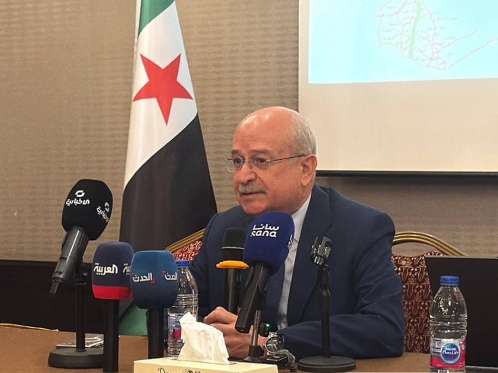 وزير النقل يوضح إجراءات وشروط المناقصات الخاصة بالمشاريع الطرقية