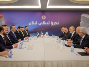 الشيباني يبحث مع رئيس حزب القوات في بيروت أهمية مواصلة الحوار والتنسيق