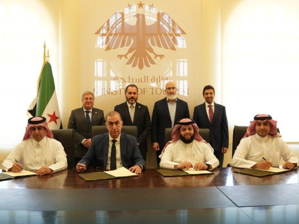 السياحة توقّع مذكرة تفاهم مع شركات سعودية لتأسيس مرحلة جديدة من التحول الرقمي