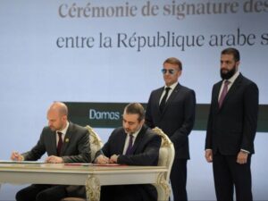 بإشراف الرئيسين الشرع وماكرون.. توقيع اتفاقيات ومذكرات تفاهم بين البلدين