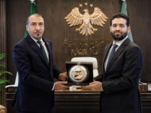 وزير الداخلية يبحث مع القائم بأعمال السفارة العراقية القضايا والملفات المشتركة
